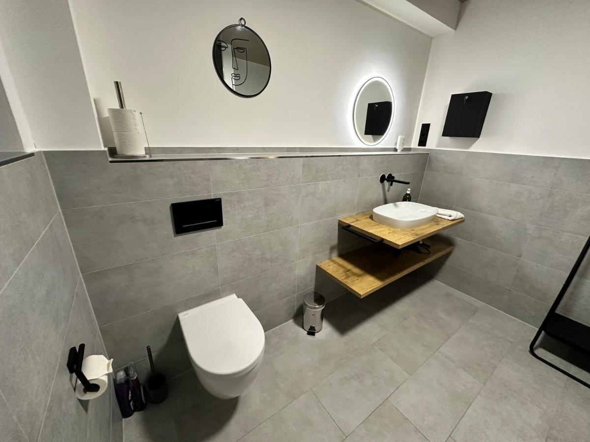 Luxurioeses Apartment Direkt Am Kanal 125 M² - Youpartments Munster  Exteriör bild