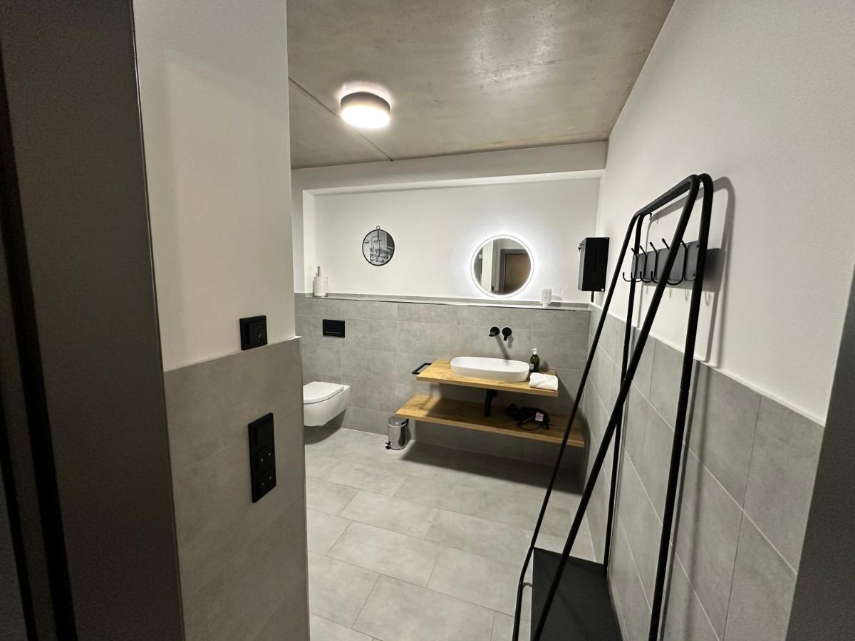 Luxurioeses Apartment Direkt Am Kanal 125 M² - Youpartments Munster  Exteriör bild