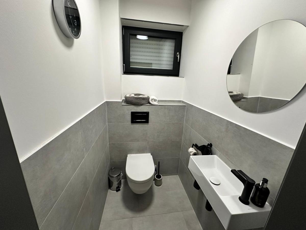 Luxurioeses Apartment Direkt Am Kanal 125 M² - Youpartments Munster  Exteriör bild