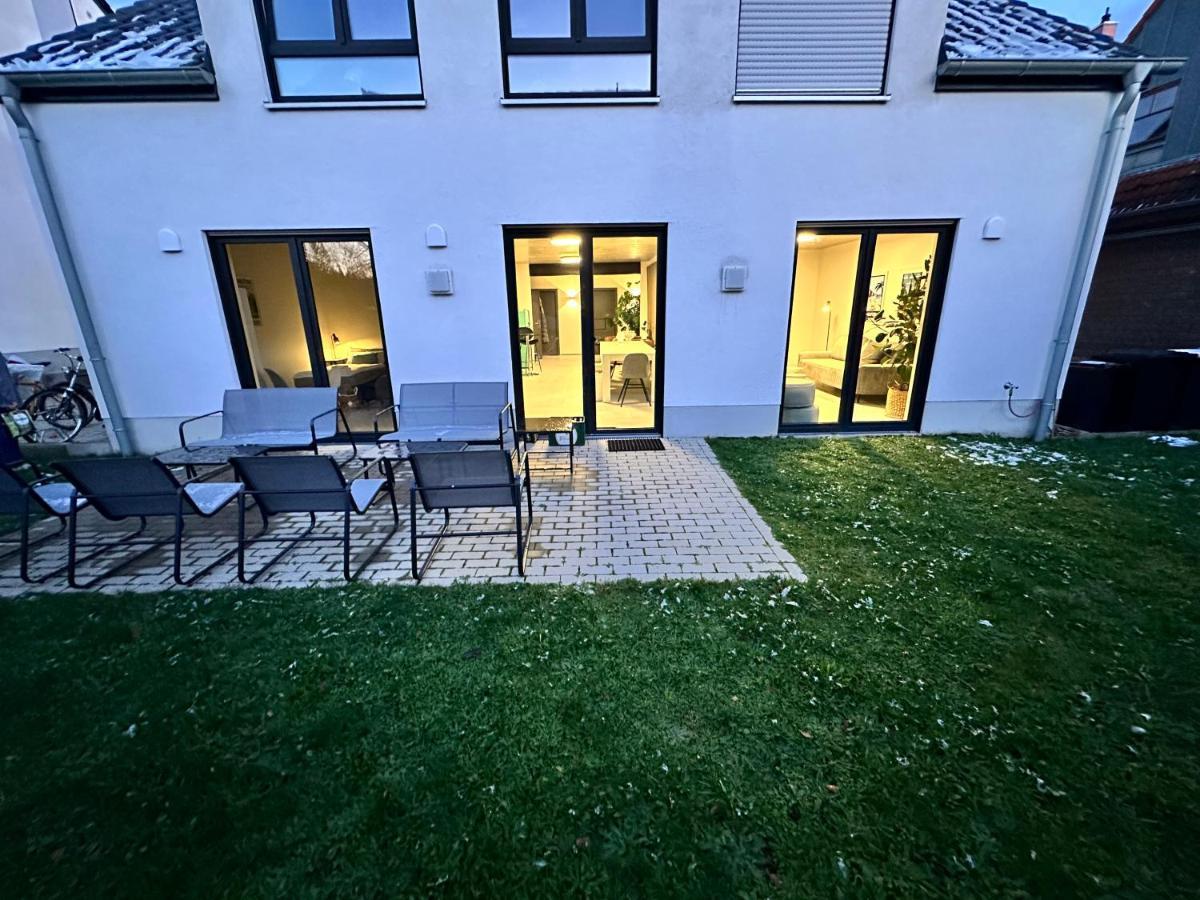 Luxurioeses Apartment Direkt Am Kanal 125 M² - Youpartments Munster  Exteriör bild
