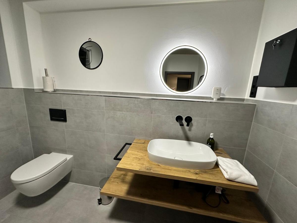 Luxurioeses Apartment Direkt Am Kanal 125 M² - Youpartments Munster  Exteriör bild