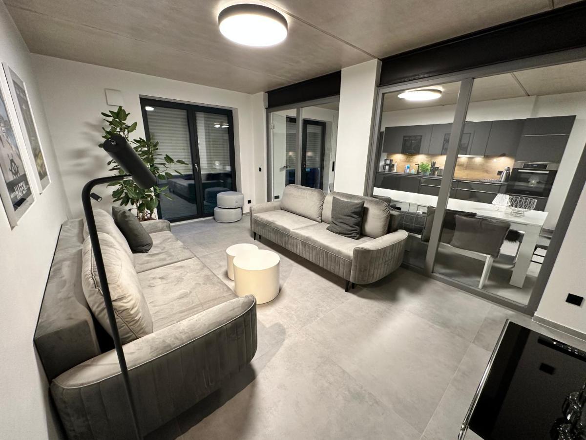 Luxurioeses Apartment Direkt Am Kanal 125 M² - Youpartments Munster  Exteriör bild